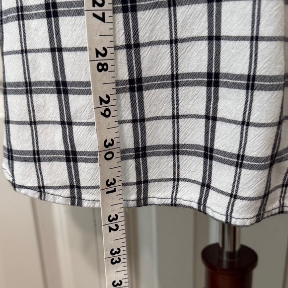 LOFT Black and White Plaid High-Low Tunic - Picture 9 of 10